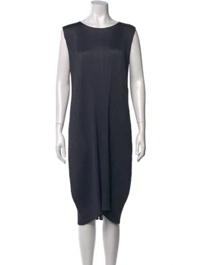 Pre-owned Issey Miyake Crew Neck Midi Length Dress In Blue