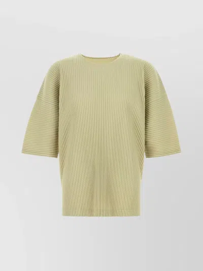 Issey Miyake Crew Neck Ribbed Texture Short Sleeves T-shirt In Green