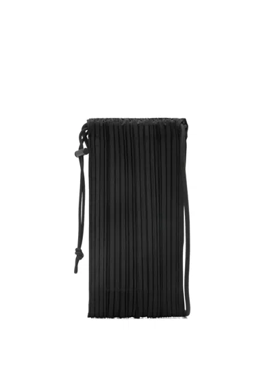 Issey Miyake Dewdrop Pleated Crossbody Bag In Black