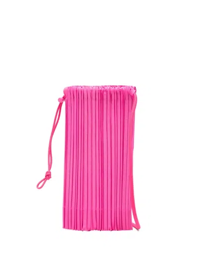 Issey Miyake Dewdrop Pleated Crossbody Bag In Pink