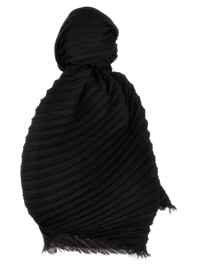 ISSEY MIYAKE DOUBLE PLEATS STOLE