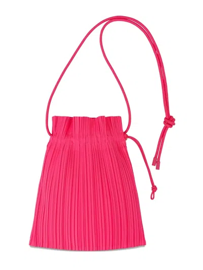 Issey Miyake Drawstring Cross Body Bag In Pink