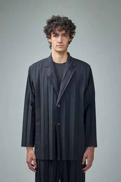 Issey Miyake Edge Ensemble Jacket In Black