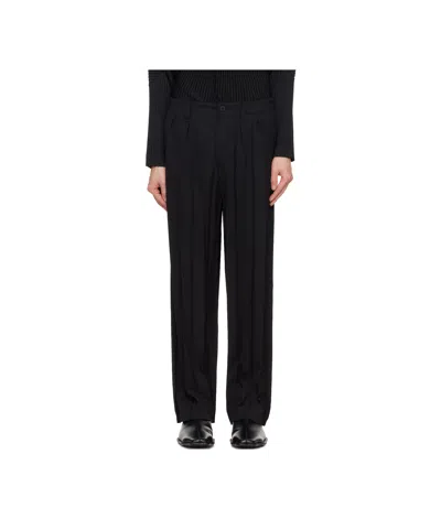 Issey Miyake Edge Ensemble Trousers In Black