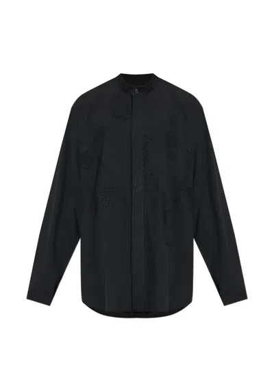 Issey Miyake Embroidered Collarless Shirt In Black