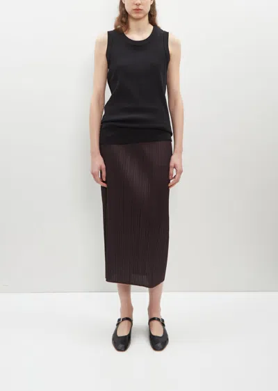 Issey Miyake Essential Pleated Skirt In 09-black Pepper