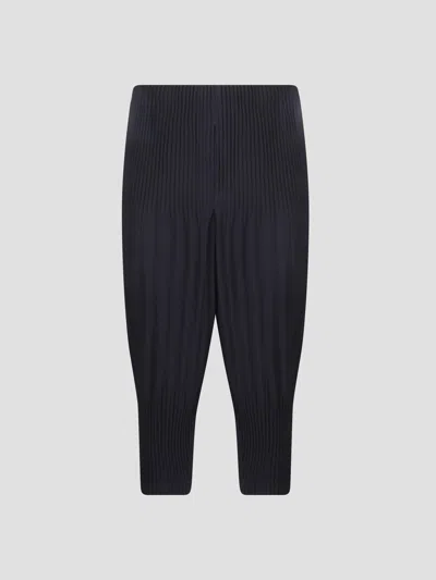 Issey Miyake Fashion-forward Pleated Pants - Fw25 Collection In Blue