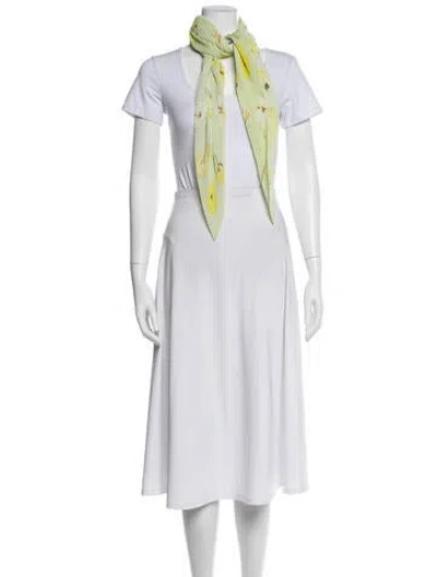 Pre-owned Issey Miyake Floral Print Shawl In Green