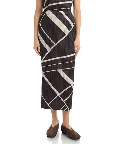 Issey Miyake Fold Line Skirt In Black