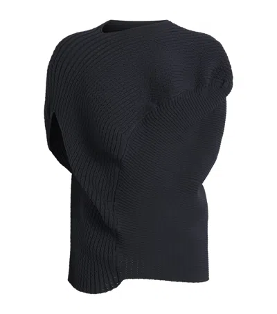Issey Miyake Found Stone Knitted Top In Black