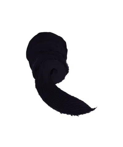 ISSEY MIYAKE PLISSÉ-EFFECT SCARF