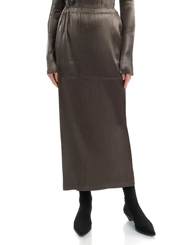 Issey Miyake Glossed Panels Pleats Skirt In Green