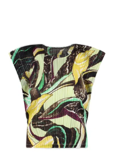 Issey Miyake Graphic-printed Pleated Top In Multi