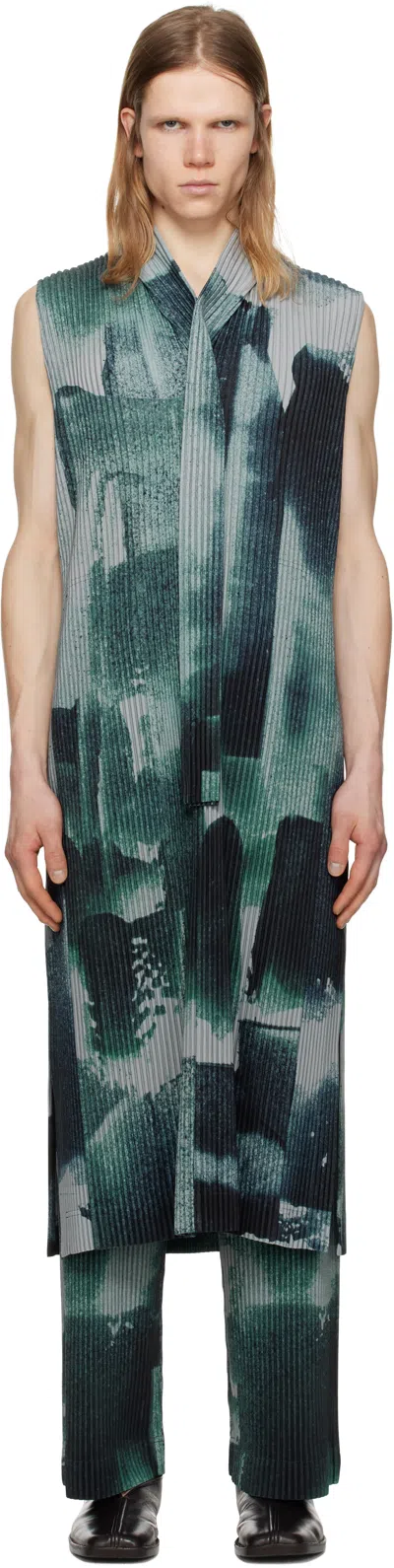 Issey Miyake Gray Wind Walk Vest In 12-gray
