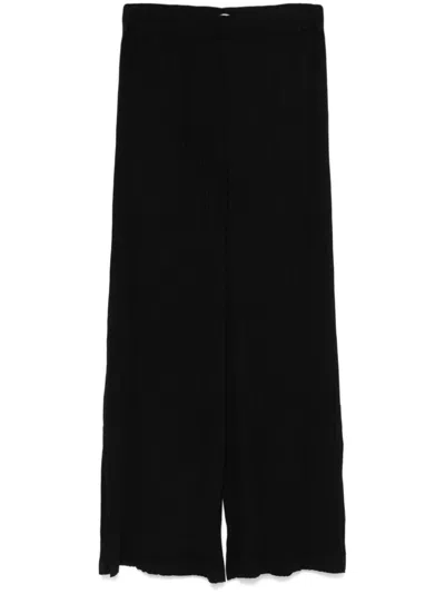 Issey Miyake Hatching Pleats Trousers In Black