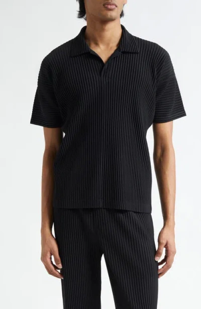 ISSEY MIYAKE HOMME PLISSÉ ISSEY MIYAKE BASICS PLEATED POLO