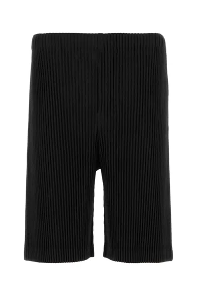 Issey Miyake Ribbed Texture Elastic Waistband Bermuda Shorts In Black