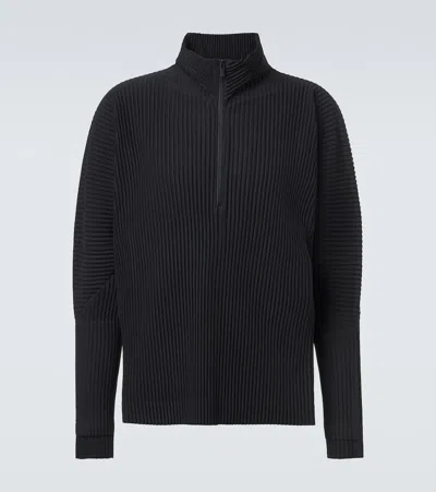 Issey Miyake Pleated Half Zip Top In Black
