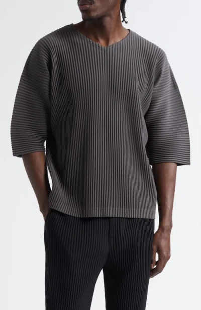 ISSEY MIYAKE HOMME PLISSÉ ISSEY MIYAKE MONTHLY COLORS MARCH V-NECK SHIRT