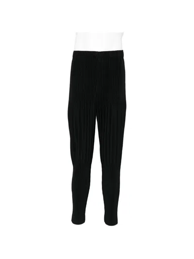 Issey Miyake Pleated Trousers In Black