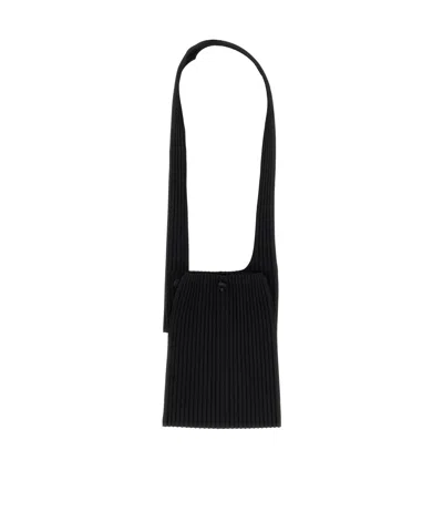 Issey Miyake Homme Plissé  Pocket Pleated Shoulder Bag In Black