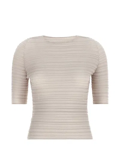 Issey Miyake Jiggly Pleats T-shirt In Neutral