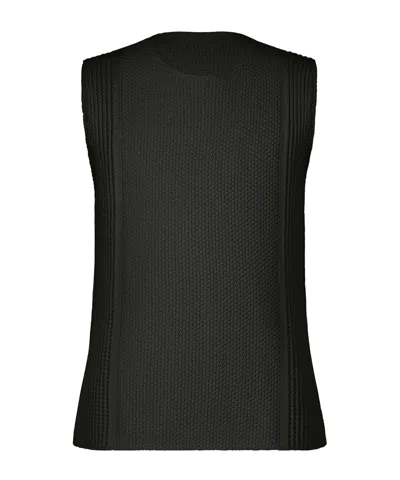 Issey Miyake Knitted Vest In Black