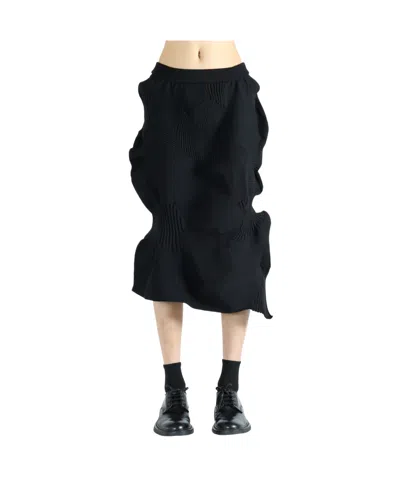 Issey Miyake Kone Kone Knitted Midi Skirt In Black