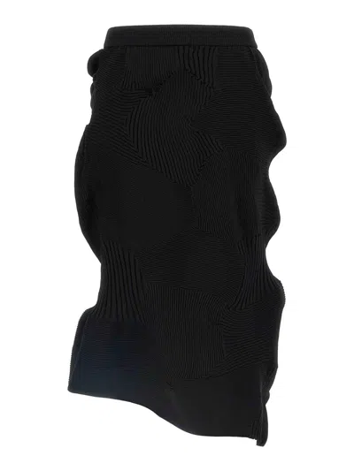 Issey Miyake Kone Kone Skirt In Black