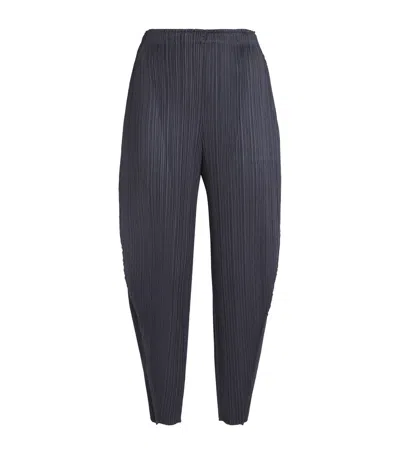 Issey Miyake Lantern Tapered Trousers In Grey