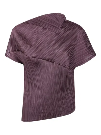 Issey Miyake Leap Pleated Asymmetric Top In Purple