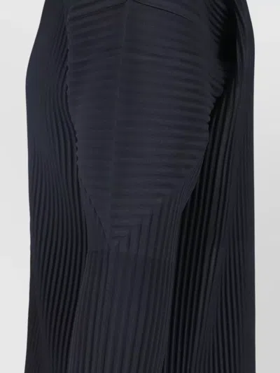 Issey Miyake Lightweight Jacket In Blue