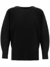 Issey Miyake Curved Hem Pleated Cotton T-shirt In Black