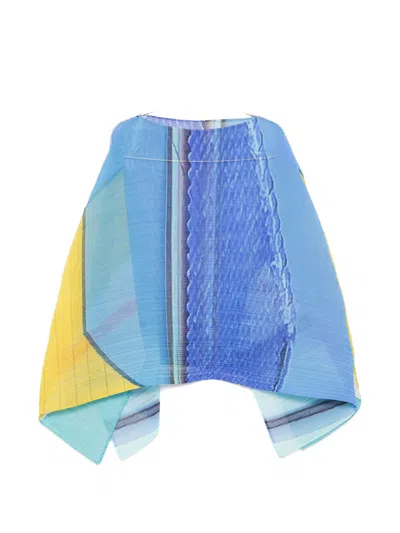 Issey Miyake Madame-t Pleated Stole In Blue