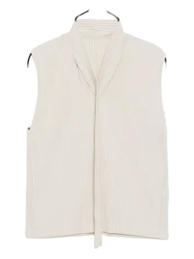 Issey Miyake Mc: September Vest In White