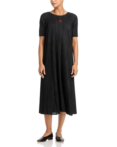 Issey Miyake Mellow Pleats Dresses Black