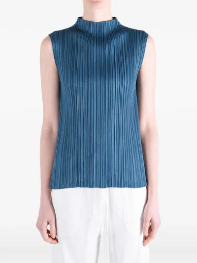 Issey Miyake Mellow Sleeveless Top In Blue
