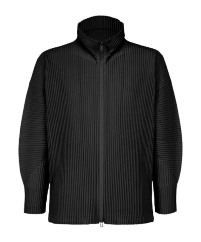 Issey Miyake Monthly Colors : August In Black