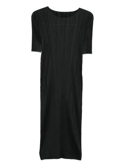 Issey Miyake Monthly Colors: August Pleated Midi Dress In Black