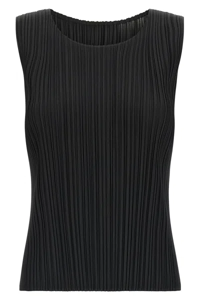 Issey Miyake August Collection Sleeveless Round Neck Top In Black