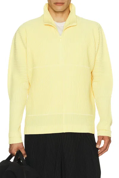 Issey Miyake Monthly Colors March T-shirt In Yellow