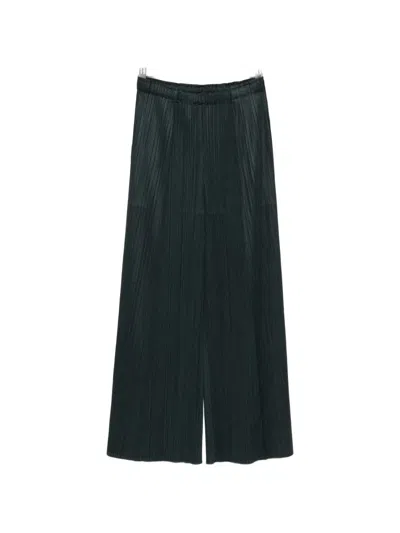 Issey Miyake Monthly Colors November Pleated Trousers In Black