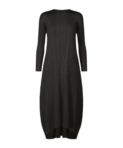 Issey Miyake Monthly Colors : October In Black