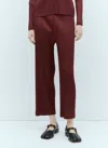Issey Miyake Elastic Waist Casual Pants In Burgundy