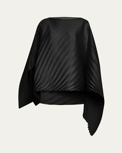 Issey Miyake Nuance Pleated Poncho In Black