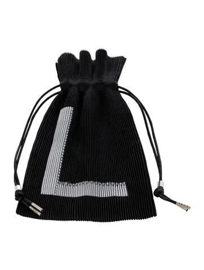 Pre-owned Issey Miyake Nylon Cosmetic Bag In Black