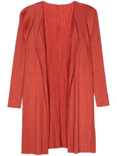 Issey Miyake Open Pleated Duster Coat In Red