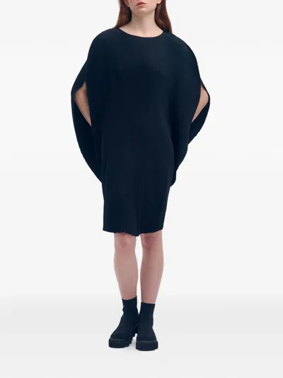 Issey Miyake Orbicular Pleats Open-sleeve Midi Dress In Black