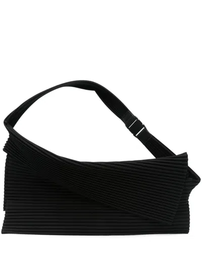 Issey Miyake Overlap Shoulder Bag In Black