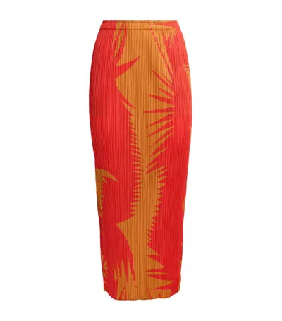 Issey Miyake Piquant Midi Skirt In Red
